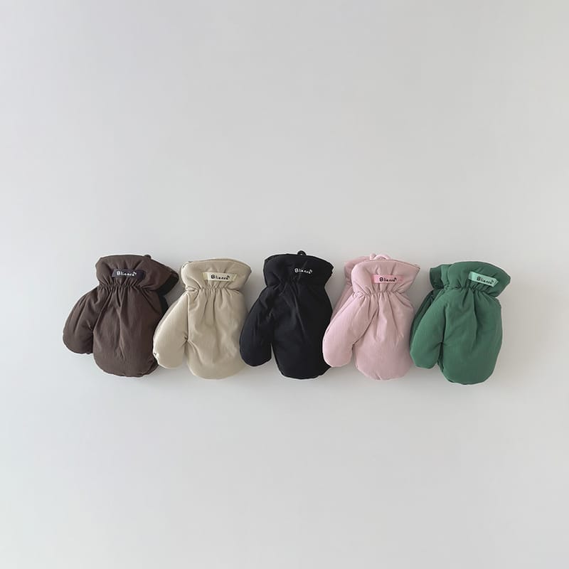 純色小標防水掛繩手套(3-7y)
