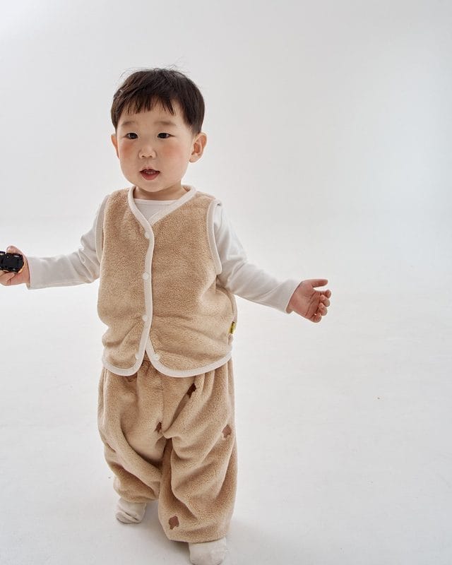韓國🇰🇷HERE I AM 毛絨背心(12m-XL)