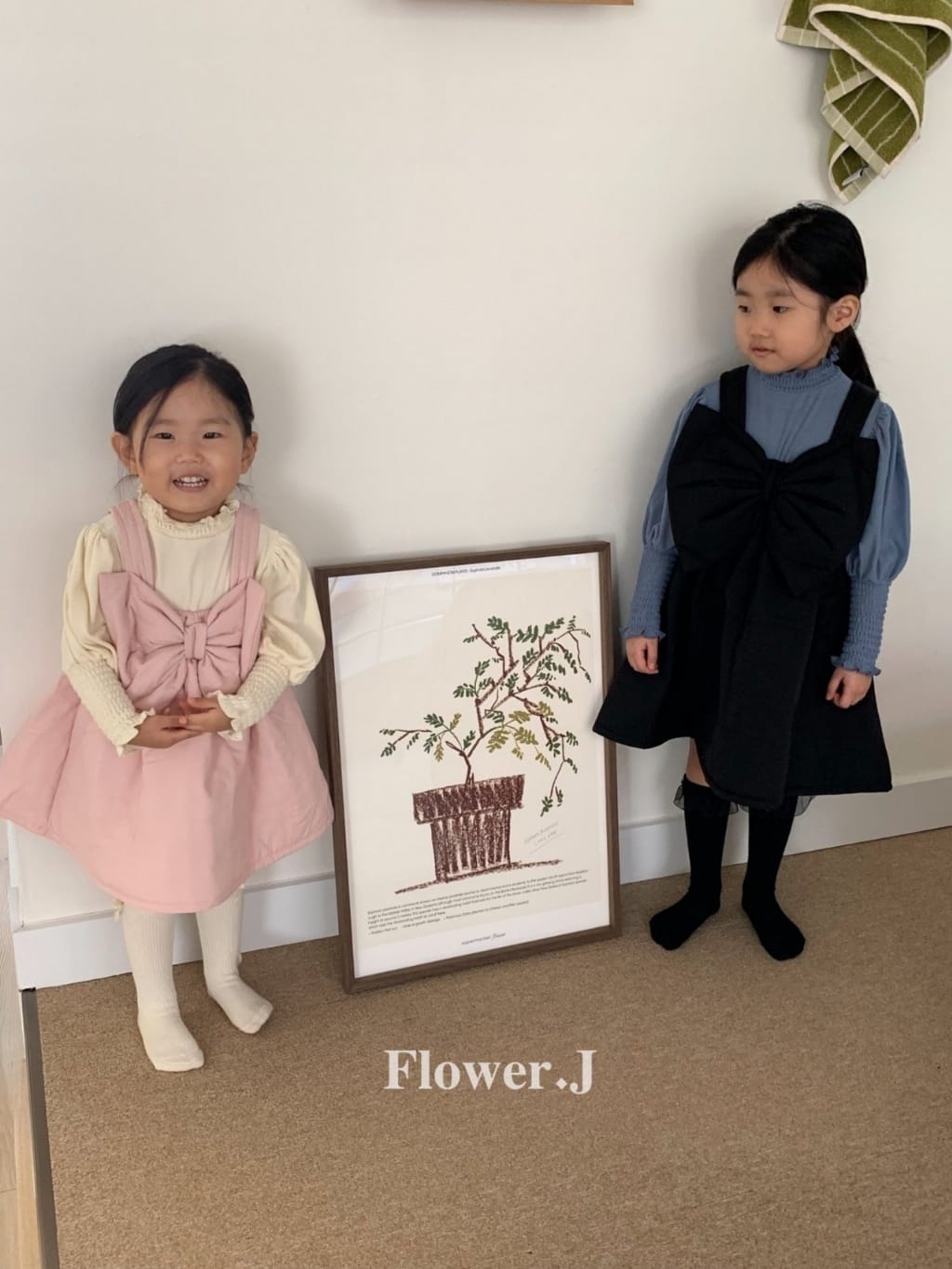 韓國🇰🇷Flower.J 大蝴蝶結夾棉吊帶洋裝(XS-XL)