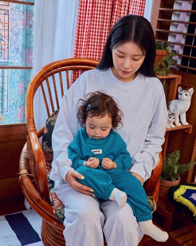 韓國🇰🇷OOTTBEBE 小標親子大人休閒套裝(Freesize)