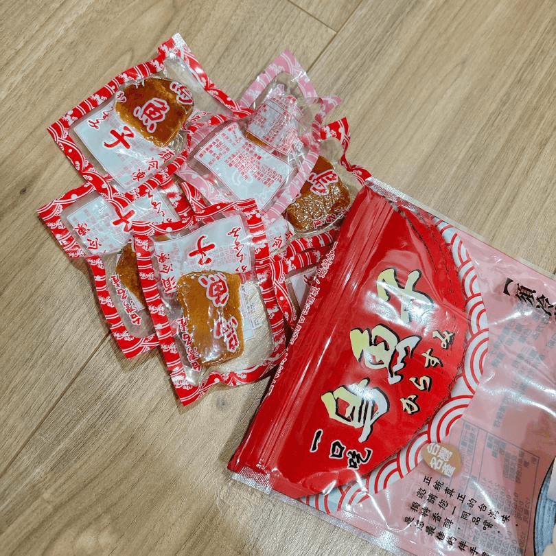 闆梁推推-不鹹不腥聊天好夥伴 一口烏魚子
